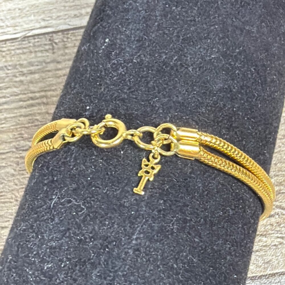 VTG 1950s Crown Trifari GoldTone Double Strand Snake Chain Bracelet T Logo Charm - Picture 2 of 15